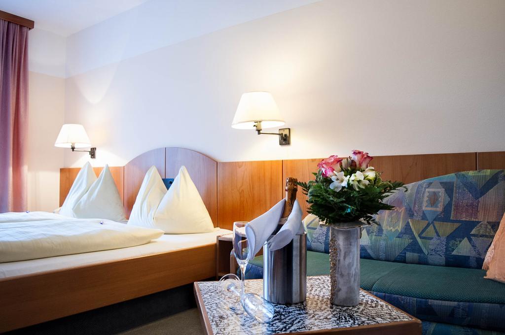 Hotel Edlingerwirt - Sauna & Golfsimulator Inklusive Spittal an der Drau Ngoại thất bức ảnh